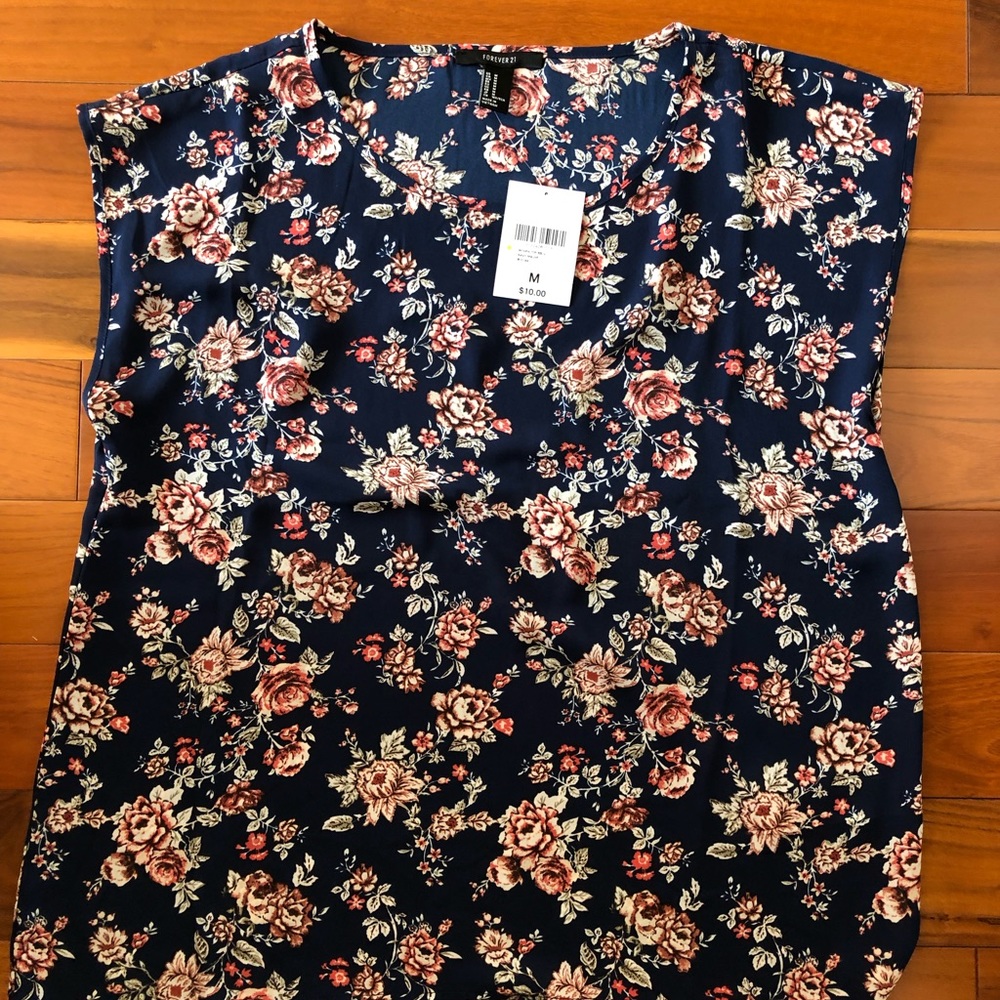 NWT Floral Forever 21 Top